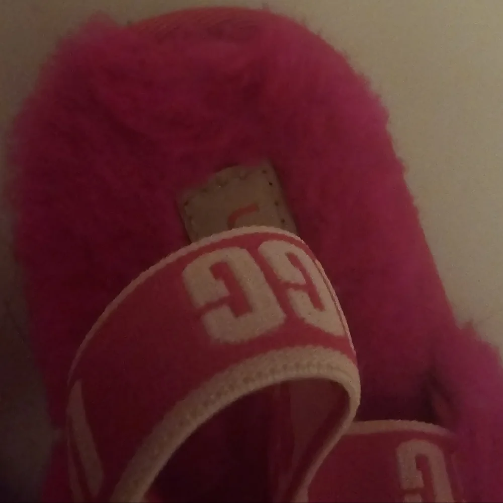 UGG Hot Pink Slippers Sz 11 Toddler